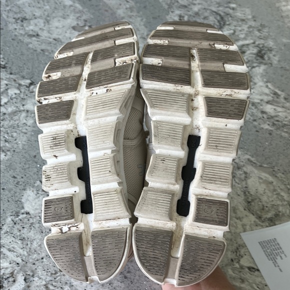 On Running Men's Cream Athletic Shoes - Picture 6 of 7